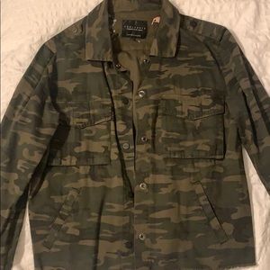 Camo south moon under jacket